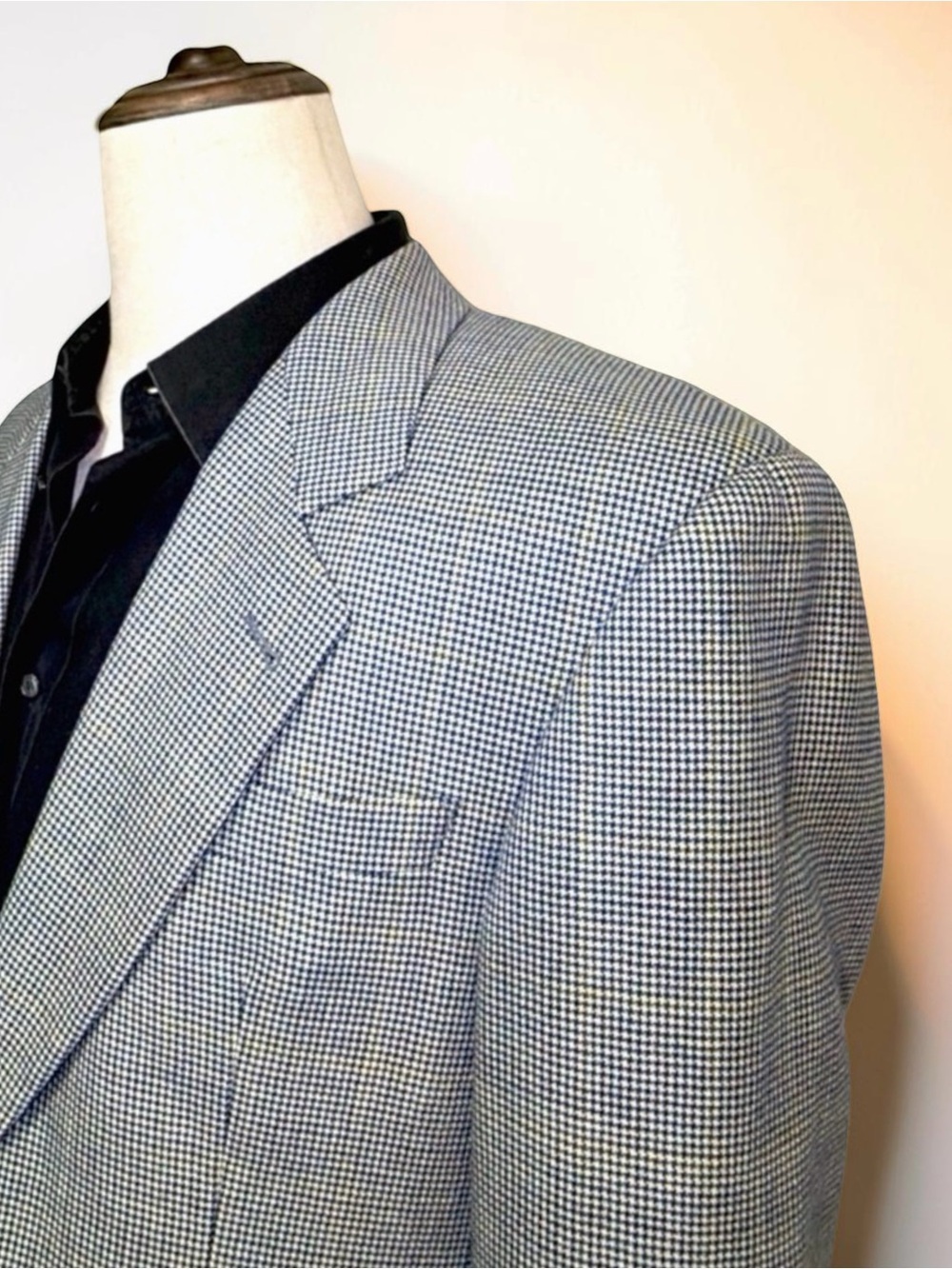 British American House “Delon” 100% Wool Micro Houndstooth Blazer 38R - Picture 8 of 14